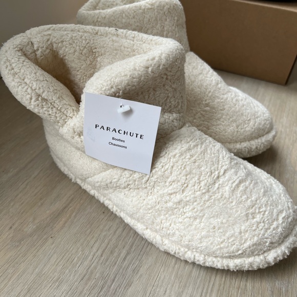 Parachute Cream Bootie Slippers - Picture 5 of 9